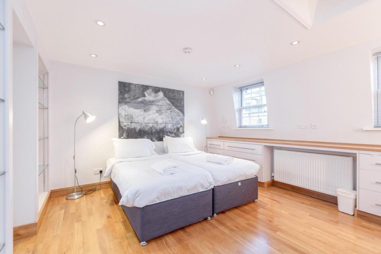 Beautiful 1 Bedroom Apartment In Victoria London Exterior photo