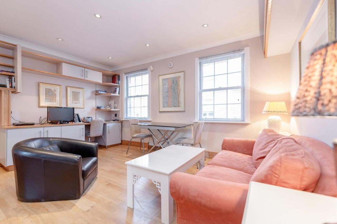 Beautiful 1 Bedroom Apartment In Victoria London Exterior photo