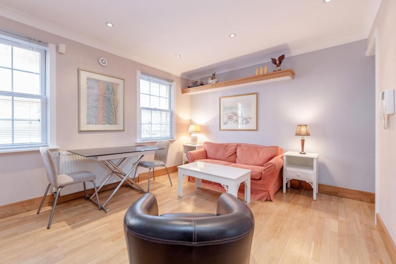 Beautiful 1 Bedroom Apartment In Victoria London Exterior photo